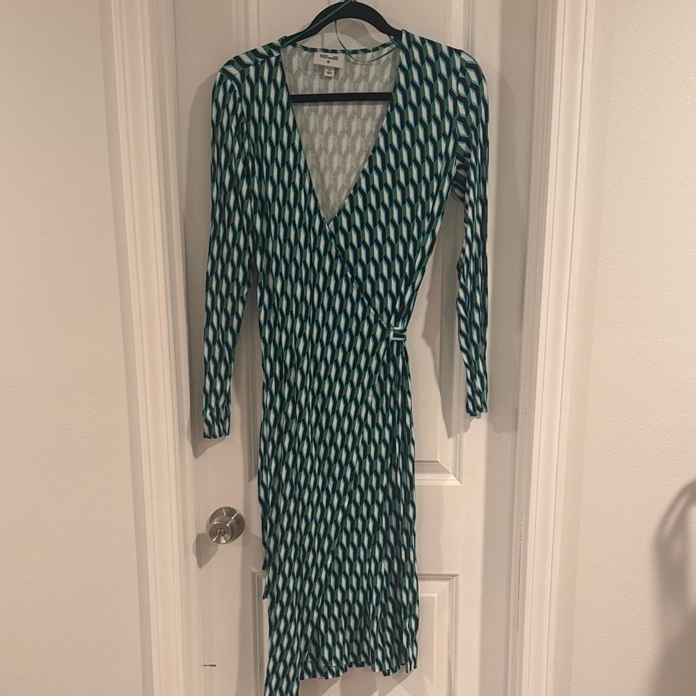 Diane Von Furstenberg Teal and White Long Sleeve Dress